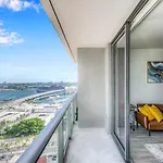 Lovely 1-Bedroom Unit Downtown Miami/Arena View